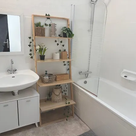 Du Donjon Apartman *